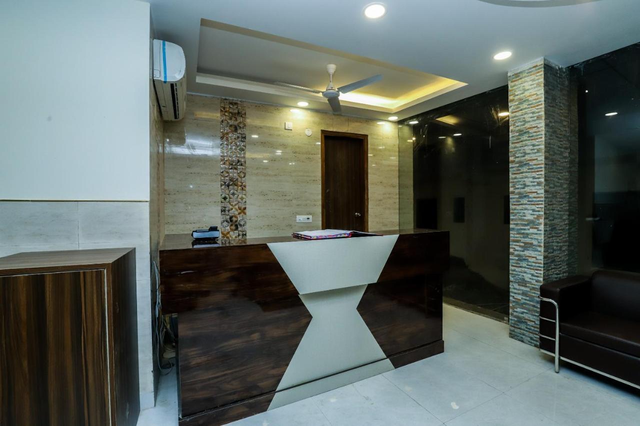 Hotel Moreton Igi Airport ニューデリー エクステリア 写真
